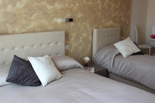 Panoramic Triple Room, City View