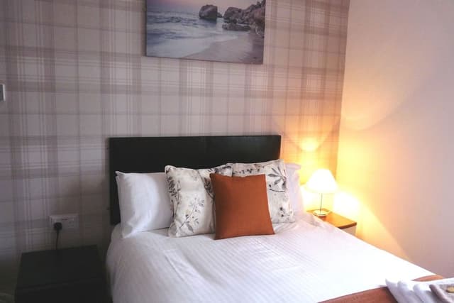 Double Room, Ensuite, Harbor View (Room2)