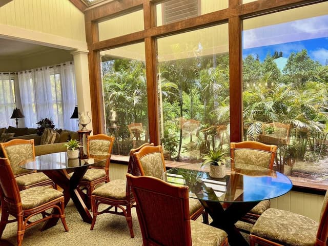 Nene Studio: 1 King + Kitchenette + Pvt Entrance + Lanai