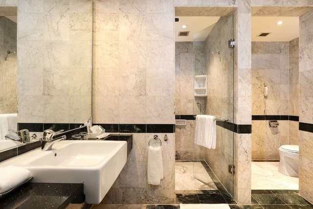 Quad Room