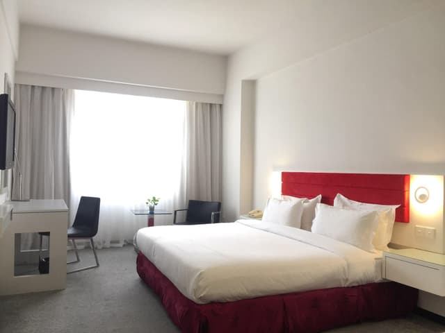 Deluxe Double or Twin Room