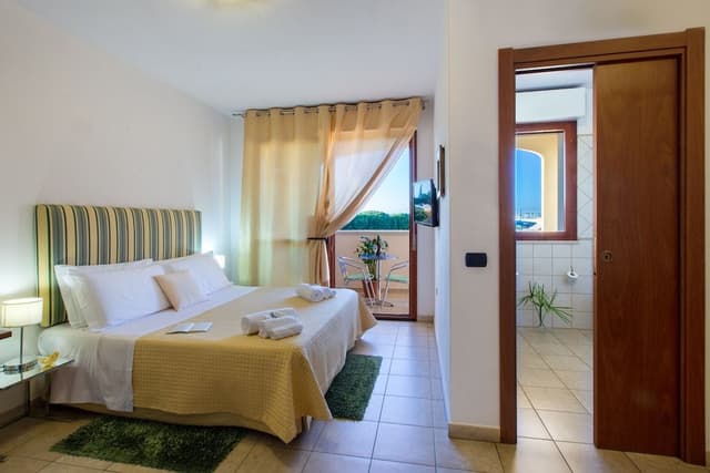 Comfort Triple Room