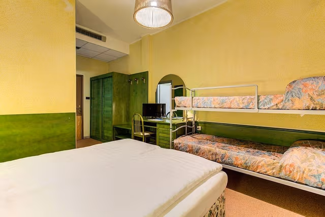 Economy Triple Room