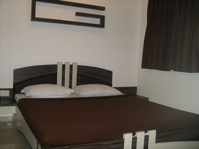AC Executive Room