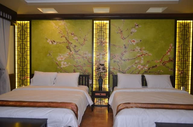 Superior Twin Room, 2 Queen Beds, Pool View