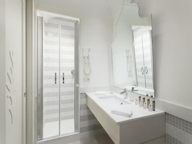 DELUXE – FRONT SEA VIEW BALCONY