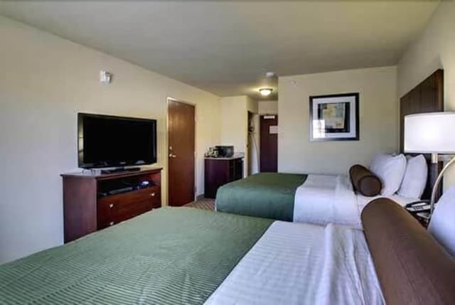 Standard Room, 2 Queen Beds, Non Smoking