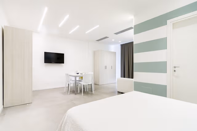 Studio Suite, Sea View