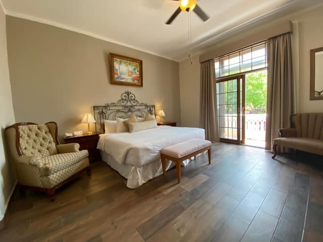 Suite with City View