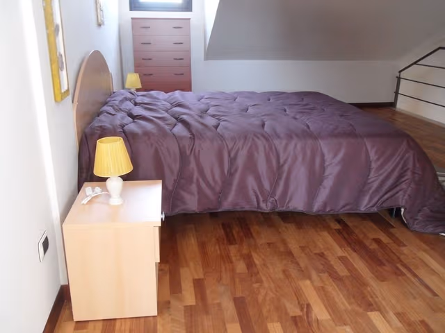 Basic House, 2 Bedrooms, Mountain View