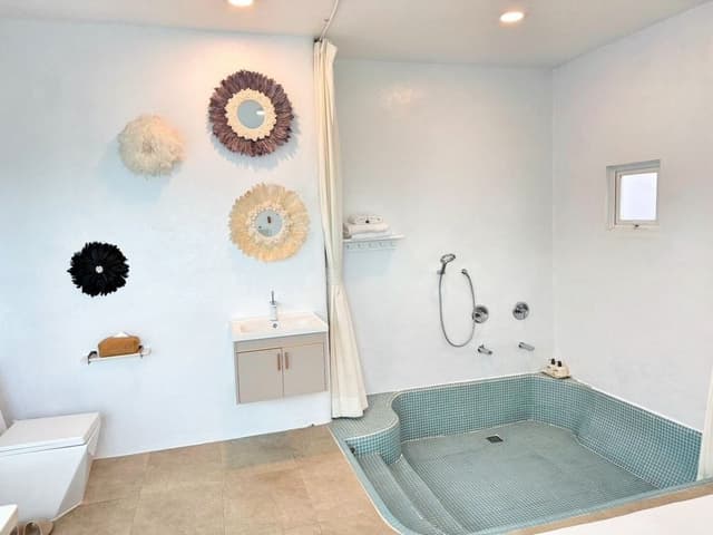 Deluxe Double Room, 1 King Bed, Mountain View