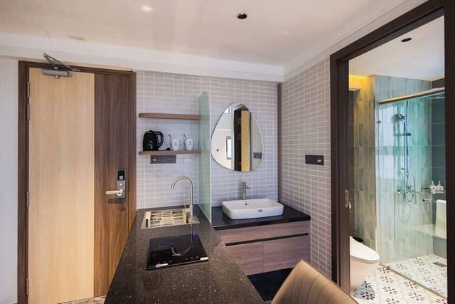 Deluxe Double Room, 1 King Bed, Kitchenette