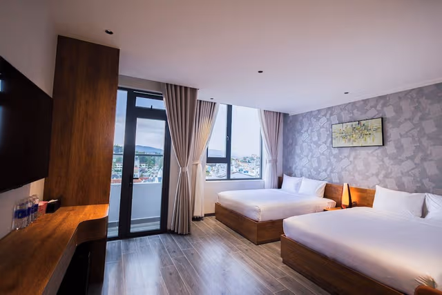 Superior Quadruple Room, City View