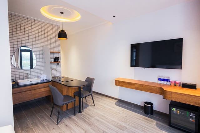 Superior Quadruple Room, City View