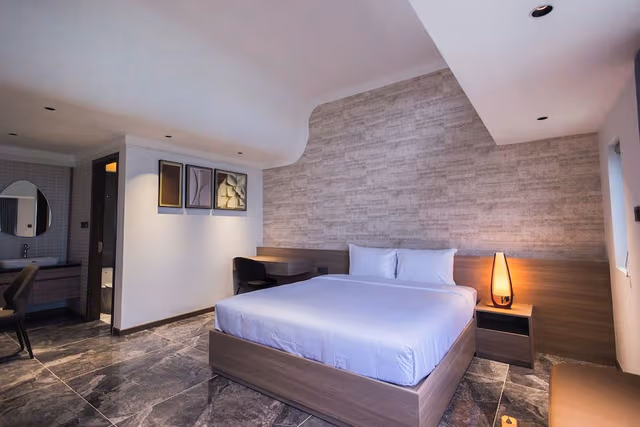 Deluxe Double Room, 1 King Bed, Kitchenette