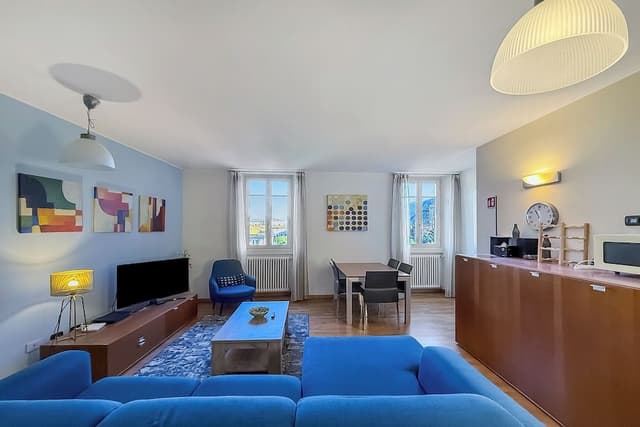 Family Apartment, Multiple Bedrooms, 2 Bathrooms, Lakeside (La Piazza Menaggio)
