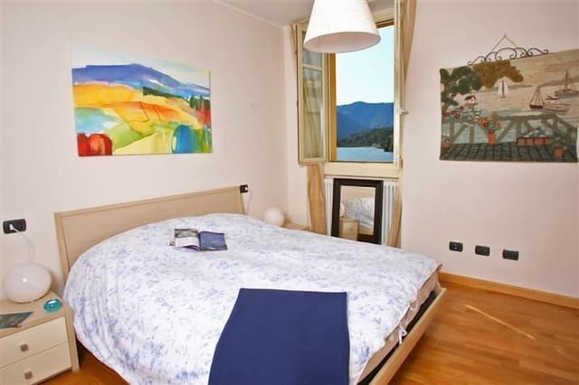 Family Apartment, Multiple Bedrooms, 2 Bathrooms, Lakeside (La Piazza Menaggio)