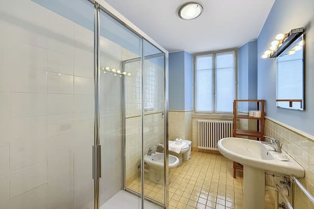 Family Apartment, Multiple Bedrooms, 2 Bathrooms, Lakeside (La Piazza Menaggio)