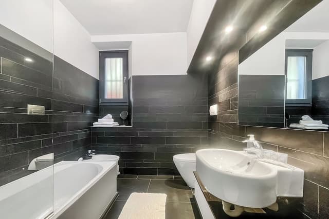 Family Apartment, Multiple Bedrooms (Menaggio 57)