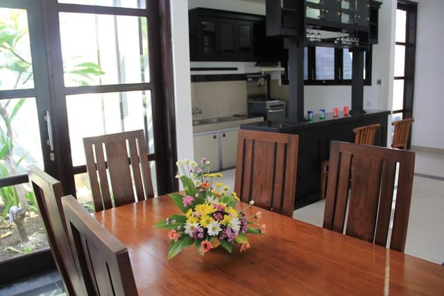 City Villa, 3 Bedrooms