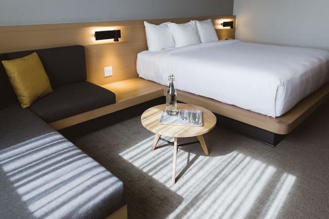 Deluxe Room, 1 King Bed