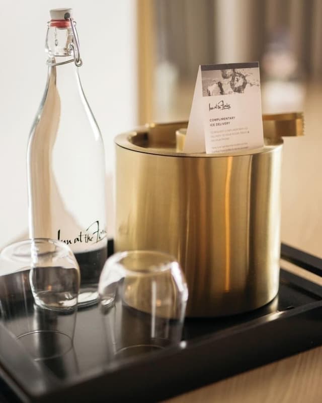 Junior Suite (Silver)