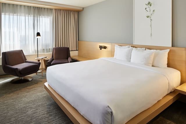 Superior Room, 1 King Bed