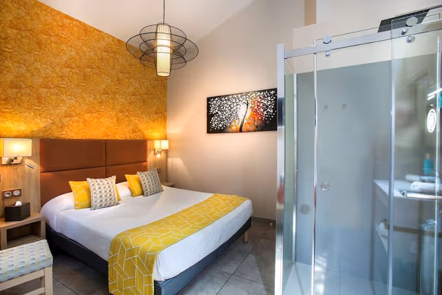 Romantic Studio Suite