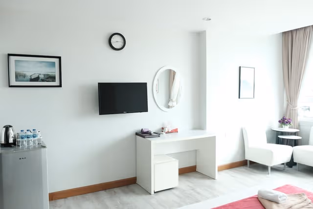 Side Sea View Triple Room