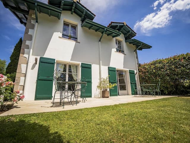 Comfort Double Room, 1 King Bed, Jetted Tub, Ground Floor