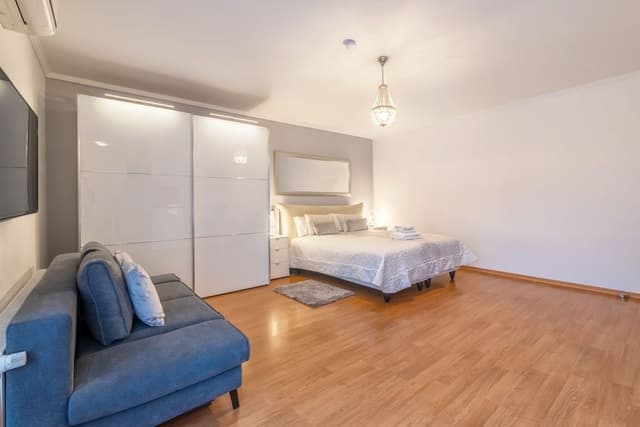 Executive Studio (Business)