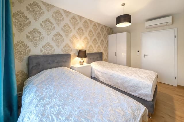 Superior Apartment