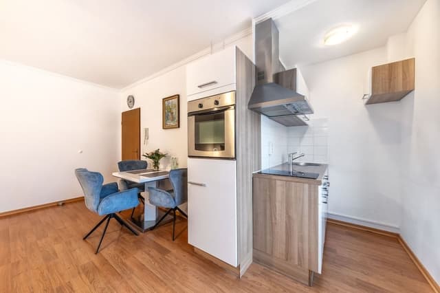 Executive Studio (Business)