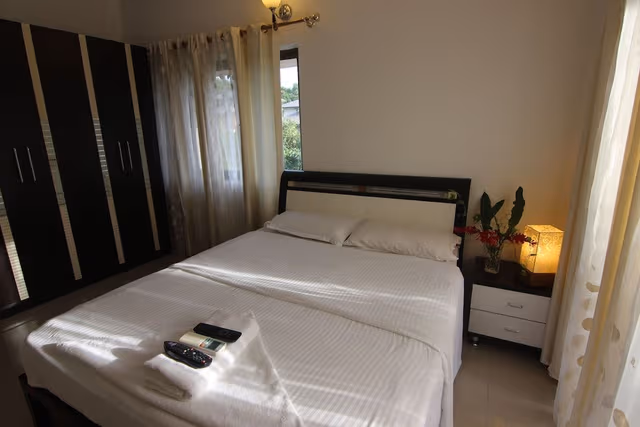 Luxury Apartment, 2 Bedrooms, Pool View