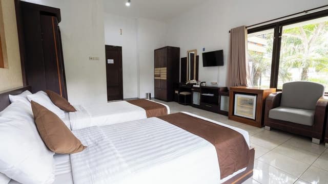 Superior Twin Room