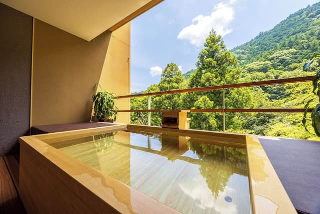 Presidential Suite with Open-Air Bath [Ten]