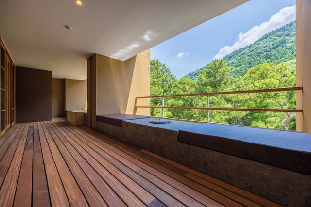 Ambassador Suite with Open-Air Bath [Sora]