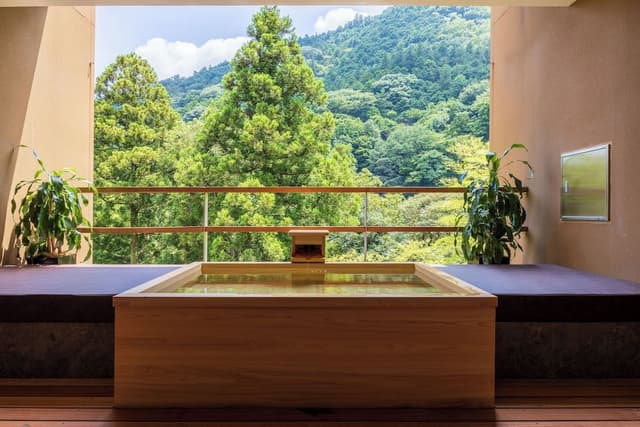 Presidential Suite with Open-Air Bath [Ten]