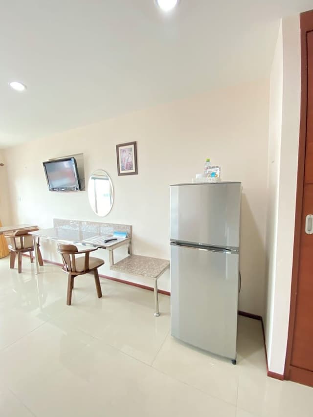 Superior Room, 1 Queen Bed, Non Smoking, Microwave