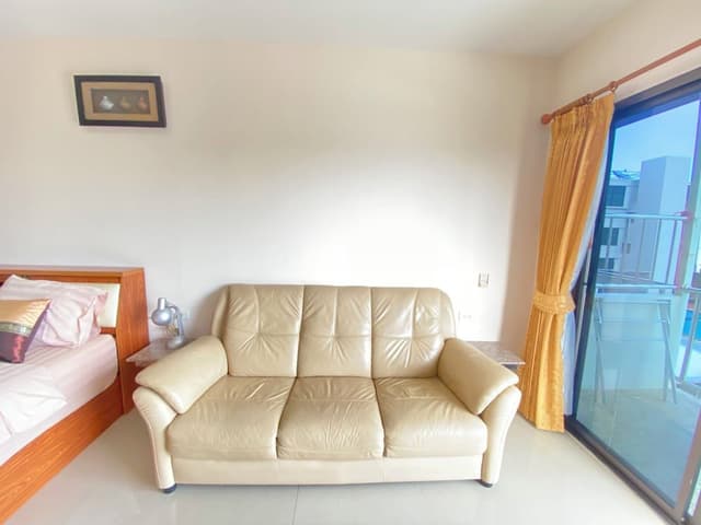 Superior Room, 1 Queen Bed, Non Smoking, Microwave