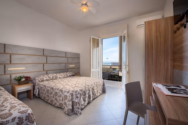 Comfort Triple Room, 1 Bedroom, Balcony, Oceanfront