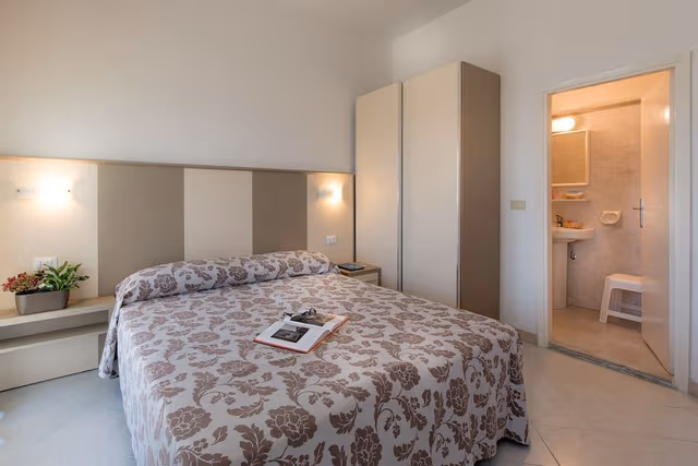 Classic Double or Twin Room, Balcony