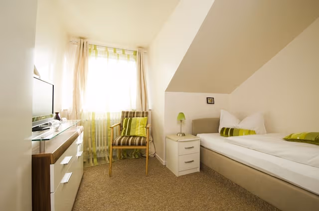 Standard Single Room