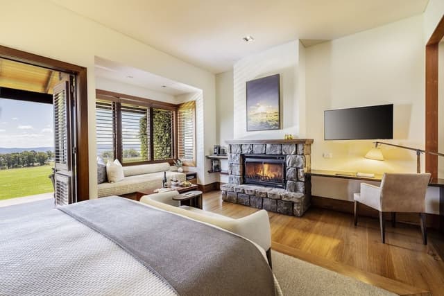 Lodge Suite