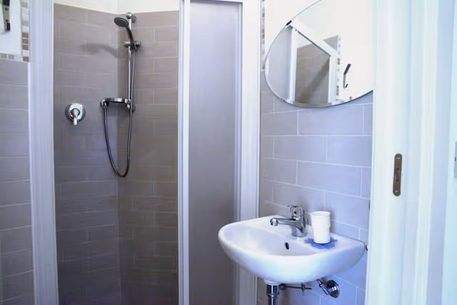 Economy Quadruple Room
