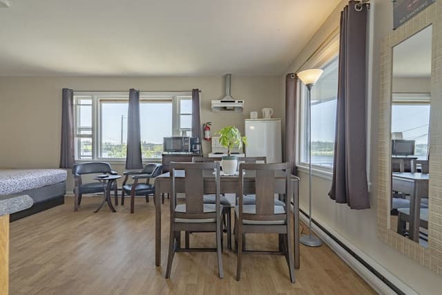 Full Kitchenette Room, 2 Double Beds, Non Smoking, Lake View