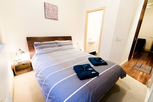Design Studio, 1 Queen Bed