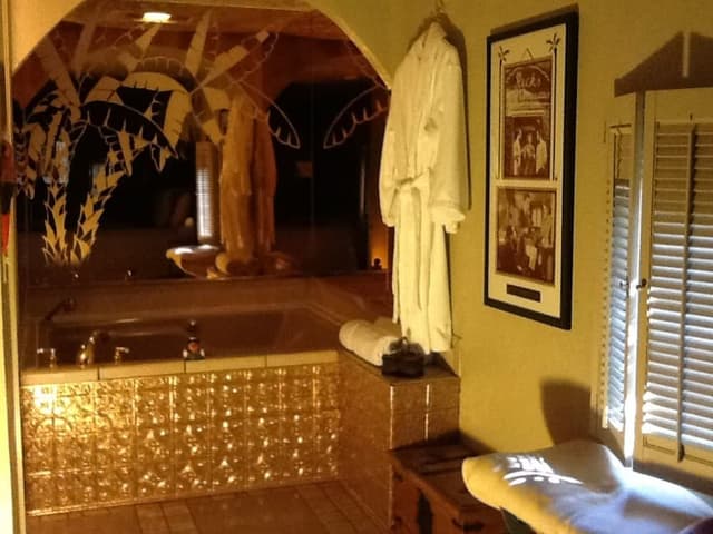 Standard Cabin, Private Bathroom (Casablanca)