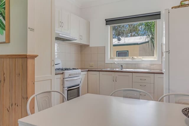 Standard Suite, Multiple Bedrooms, Non Smoking, Kitchen