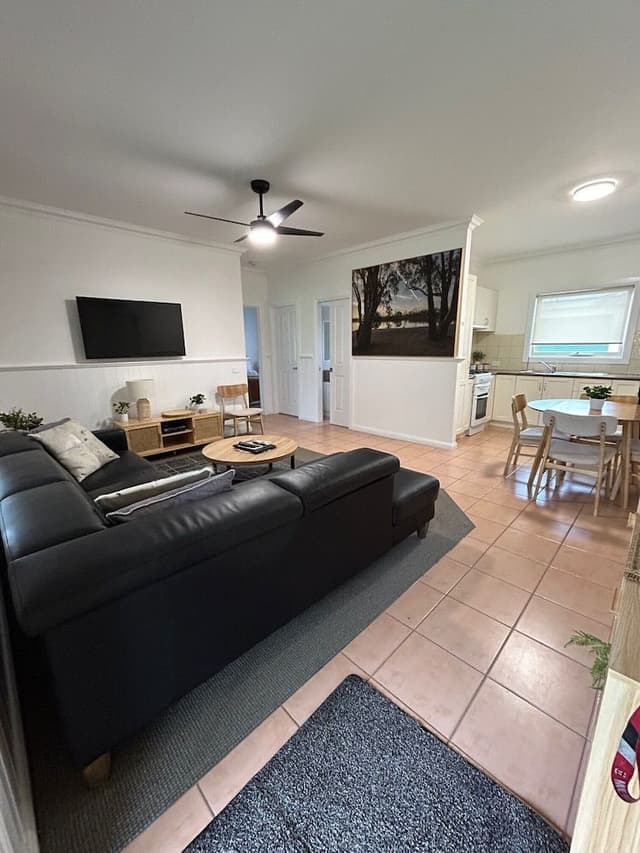 Standard Suite, Multiple Bedrooms, Non Smoking, Kitchen